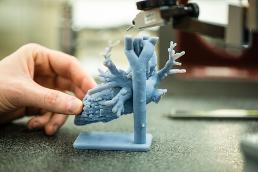 Healthcare 3D Printing Market